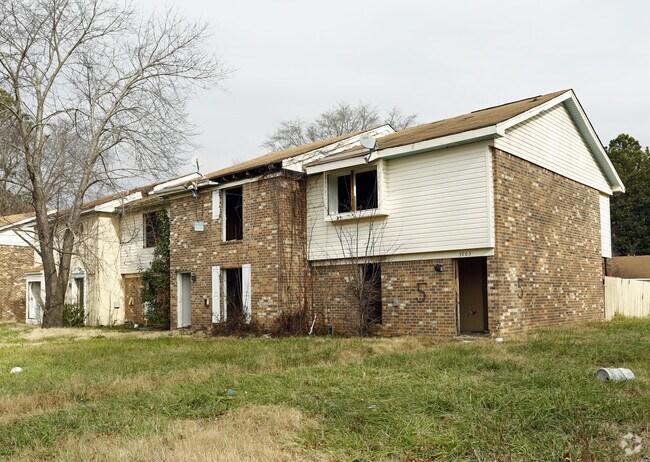 Primary Photo - Garden Walk Condominiums