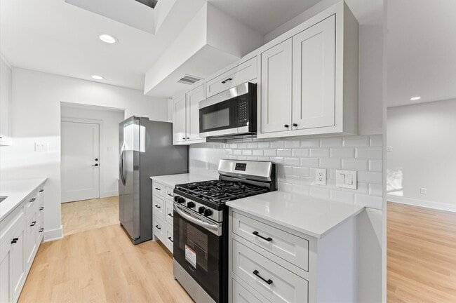 Building Photo - 10607 Overbrook Ln