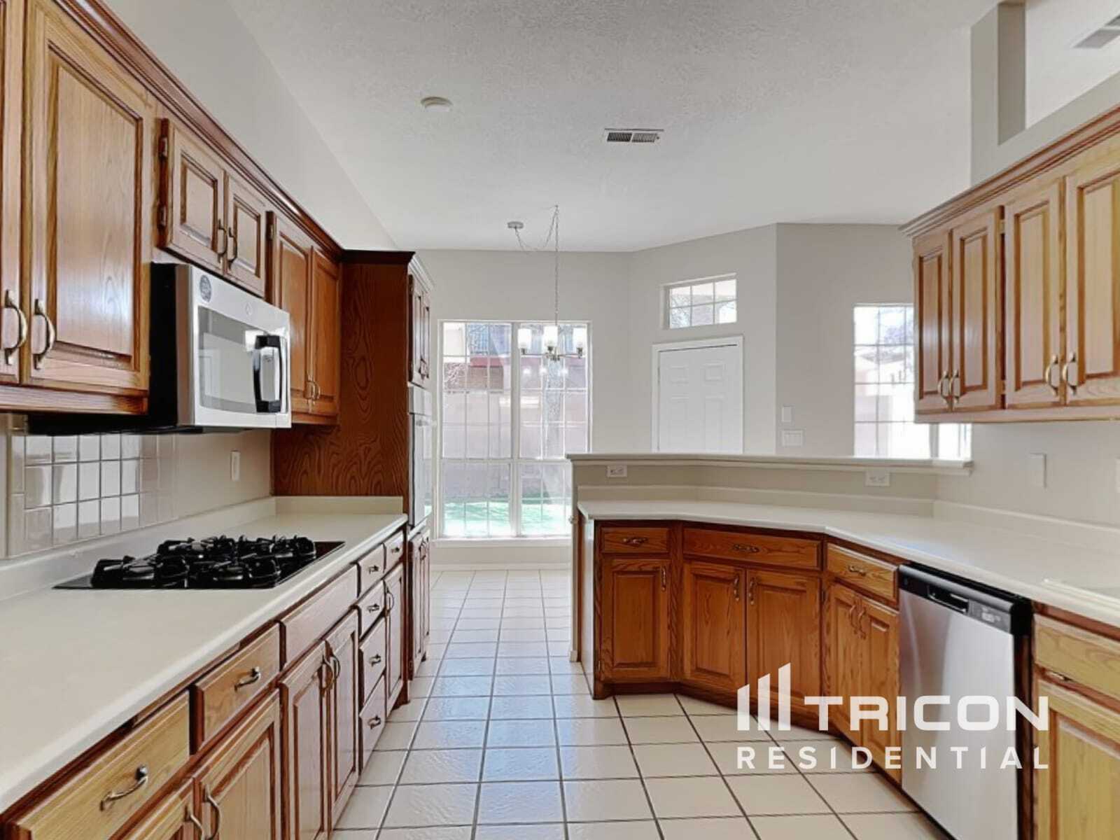 Building Photo - 8427 Rio Verde Pl NW