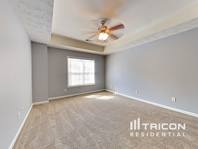 Building Photo - 5186 Hidden Meadow Ct