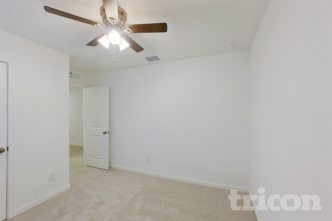 Building Photo - 1605 Baugh St