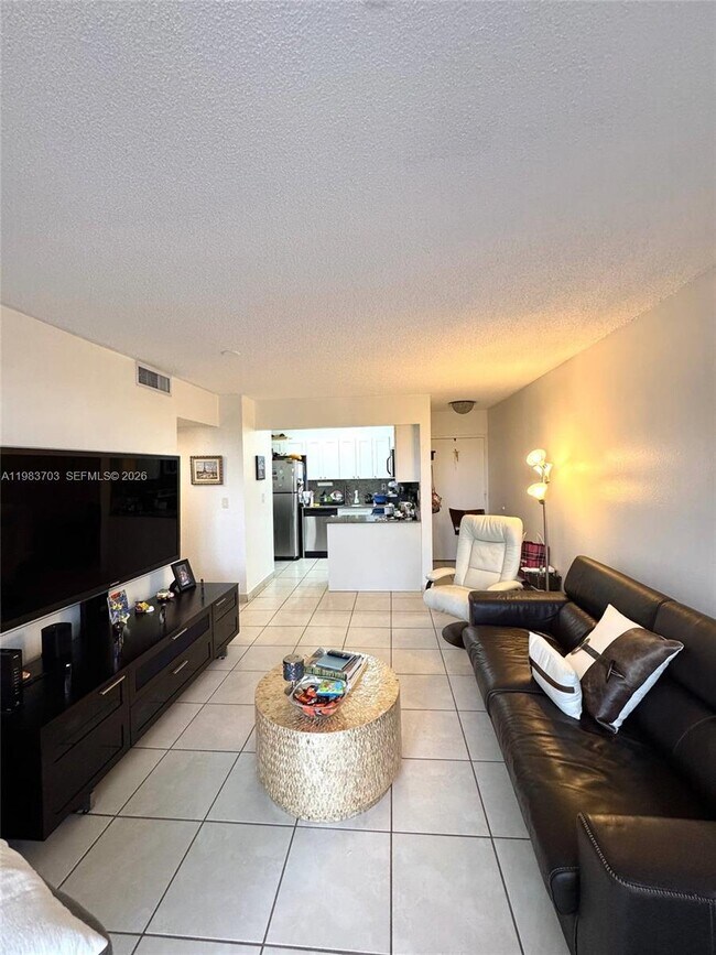 Building Photo - 3551 SW 9th Terrace