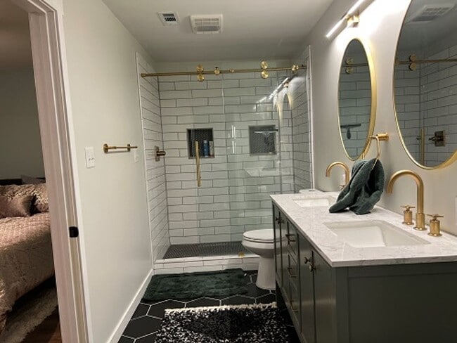 Building Photo - Elegant & Spacious Living in Timnath Ranch