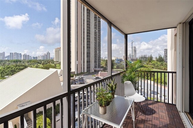 Building Photo - 20301 W Country Club Dr