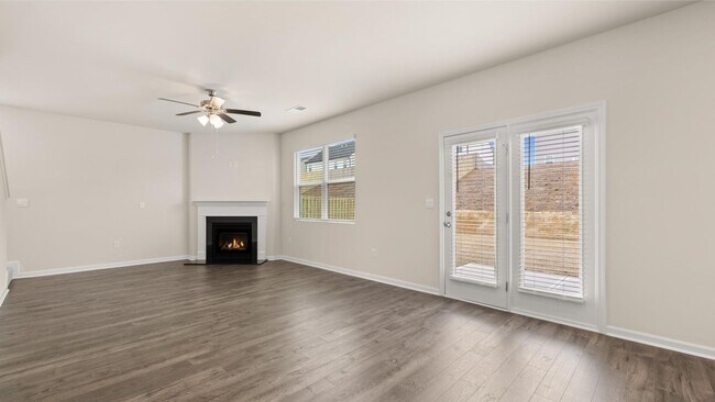 Building Photo - 4 Bedroom 2.5 Bath in Grovetown