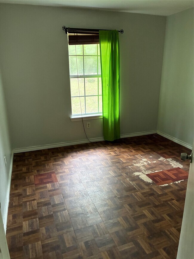 Building Photo - 47 Jackson Rd