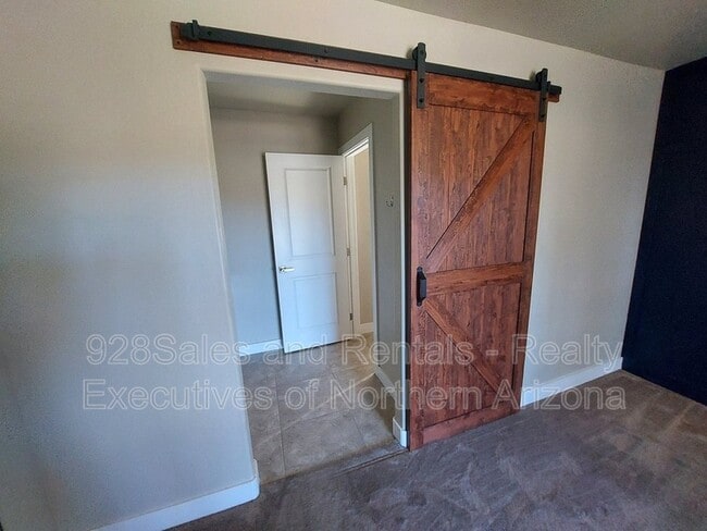 Building Photo - 2501 W Mission Timber Cir