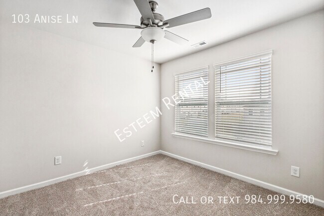 Building Photo - 103 Anise Ln