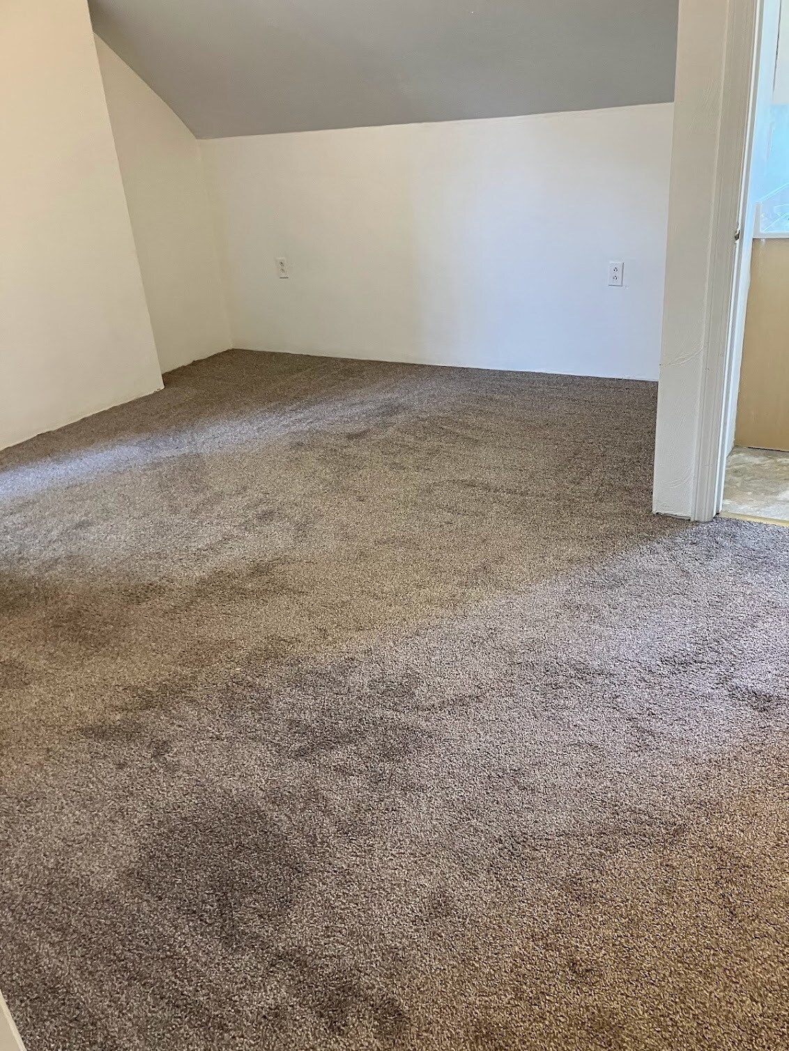 Building Photo - 5819 Bartlett St