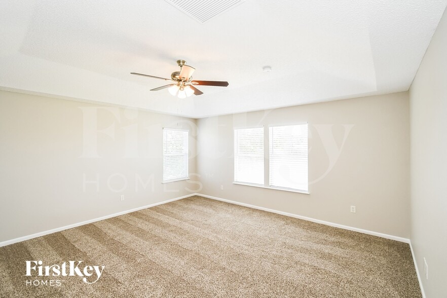 Building Photo - 9634 Hazel Lake Dr