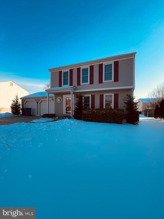 Building Photo - 404 Navaho Dr