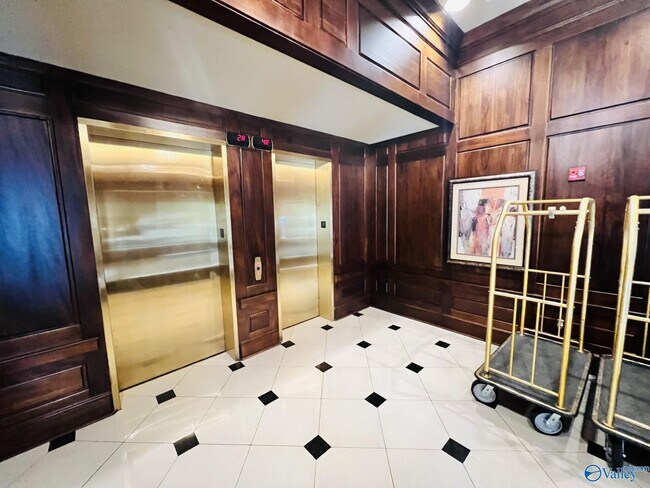 Building Photo - 445 Providence Main St NW