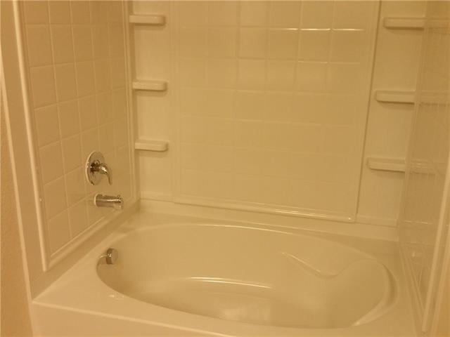 Building Photo - 9208 San Tejas Dr