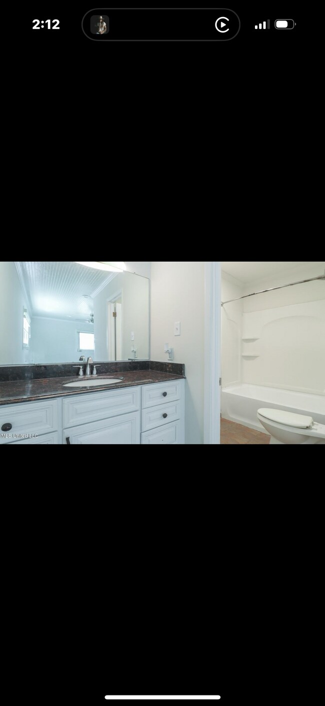Building Photo - 307 42nd St