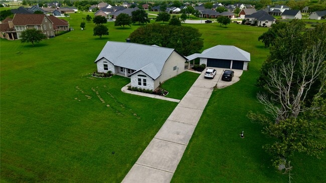 Building Photo - 9035 Point Dr