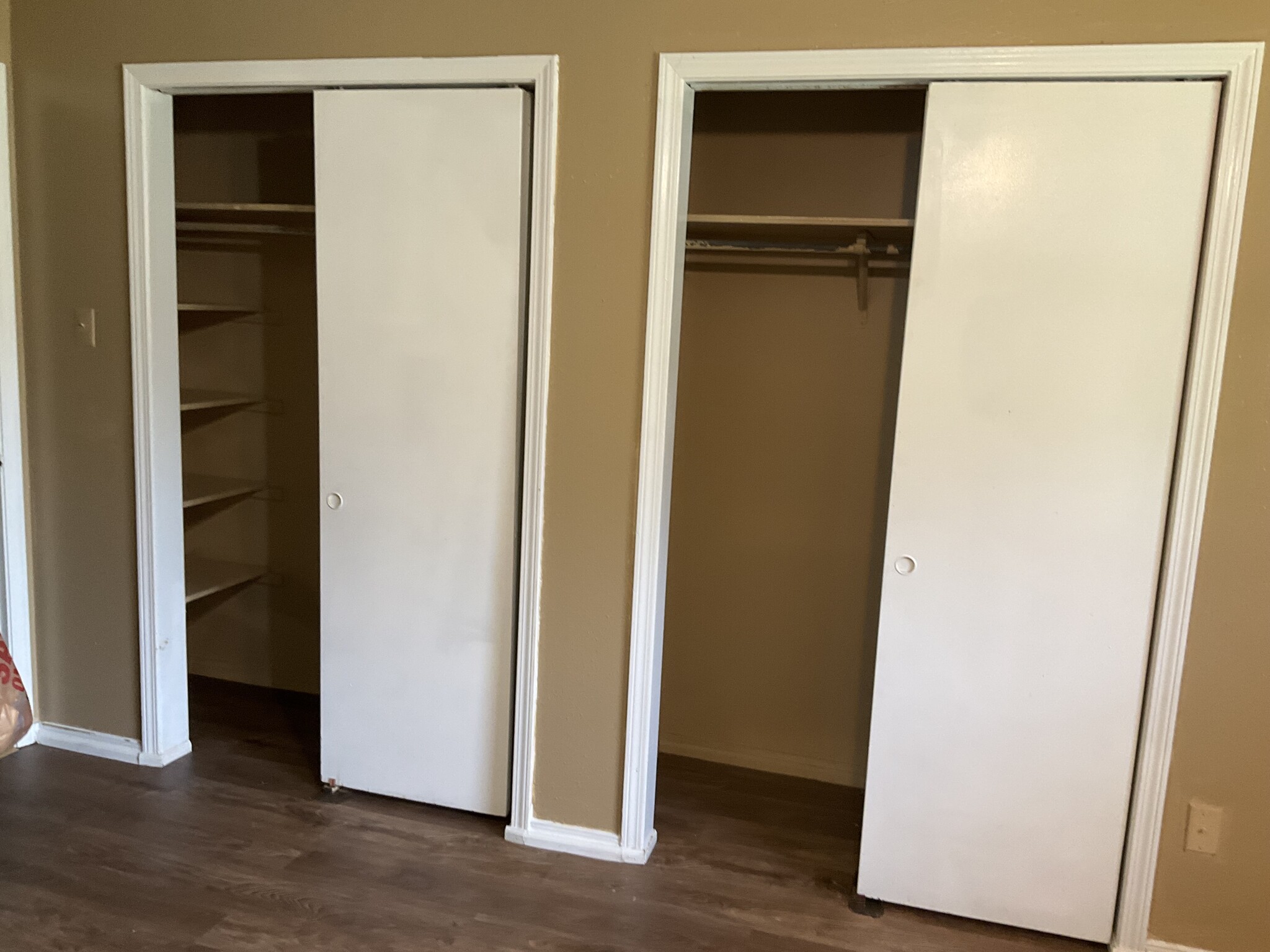 Master bedroom closet - 4650 N Lake Dr