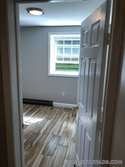 Building Photo - 217 Beaver Dam Rd