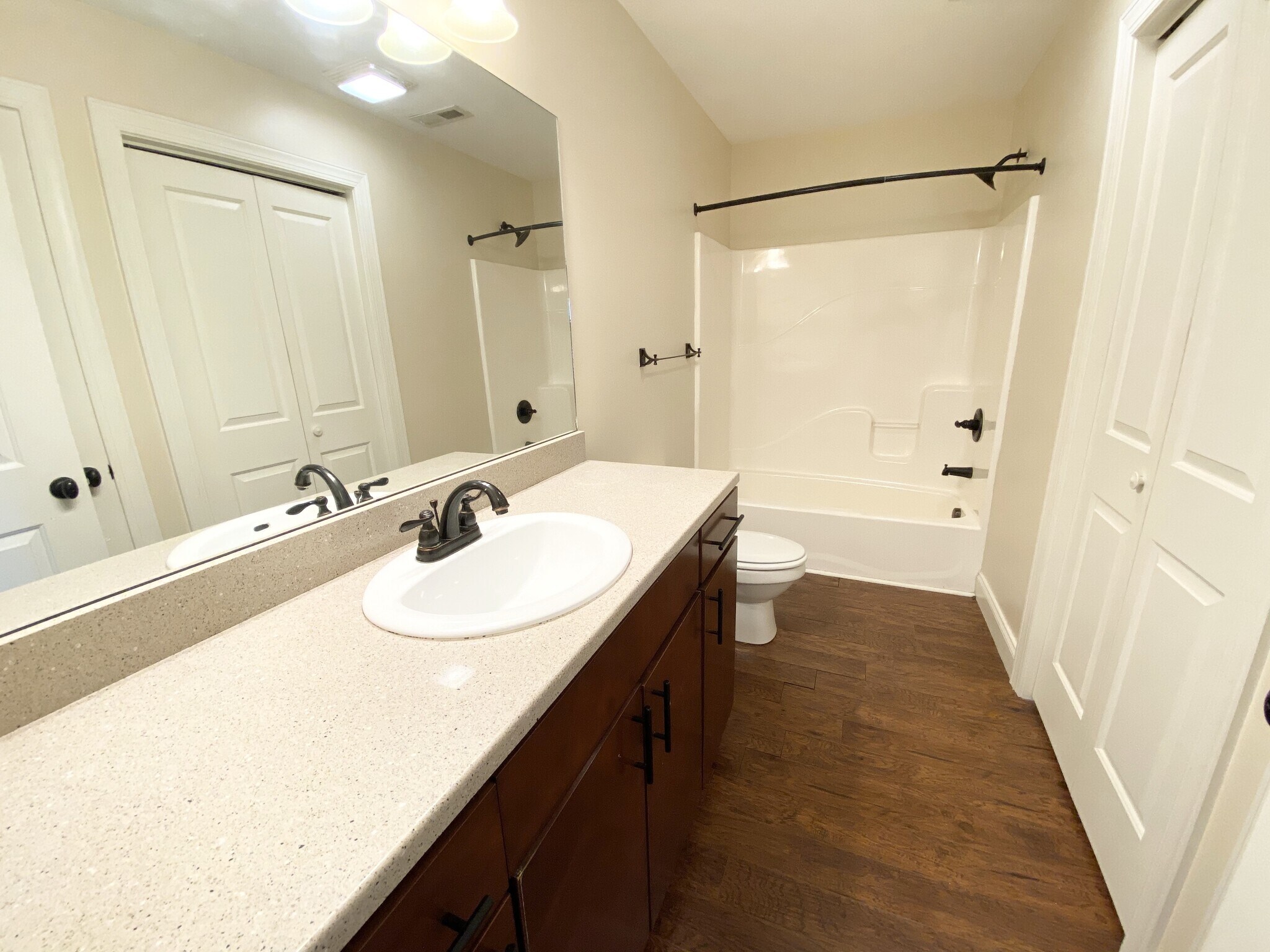 Building Photo - 405 Treyson Ln