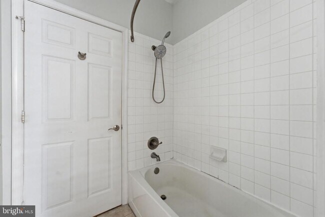 Building Photo - 4551 Strutfield Ln
