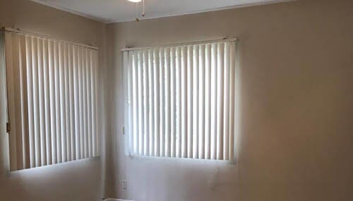 Building Photo - 917 N Hudson Ave