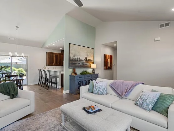 Building Photo - 3952 Arizona Dr