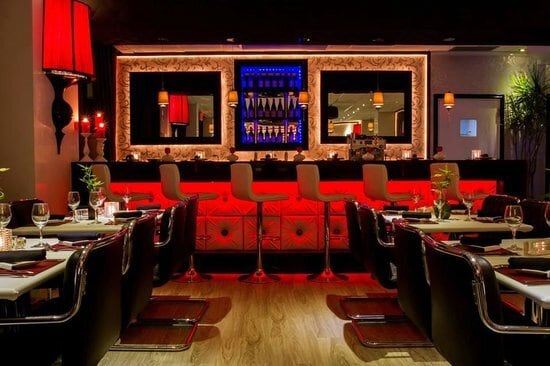 Neighborhood - Nightlife & Entertainment - 5555 Collins Ave