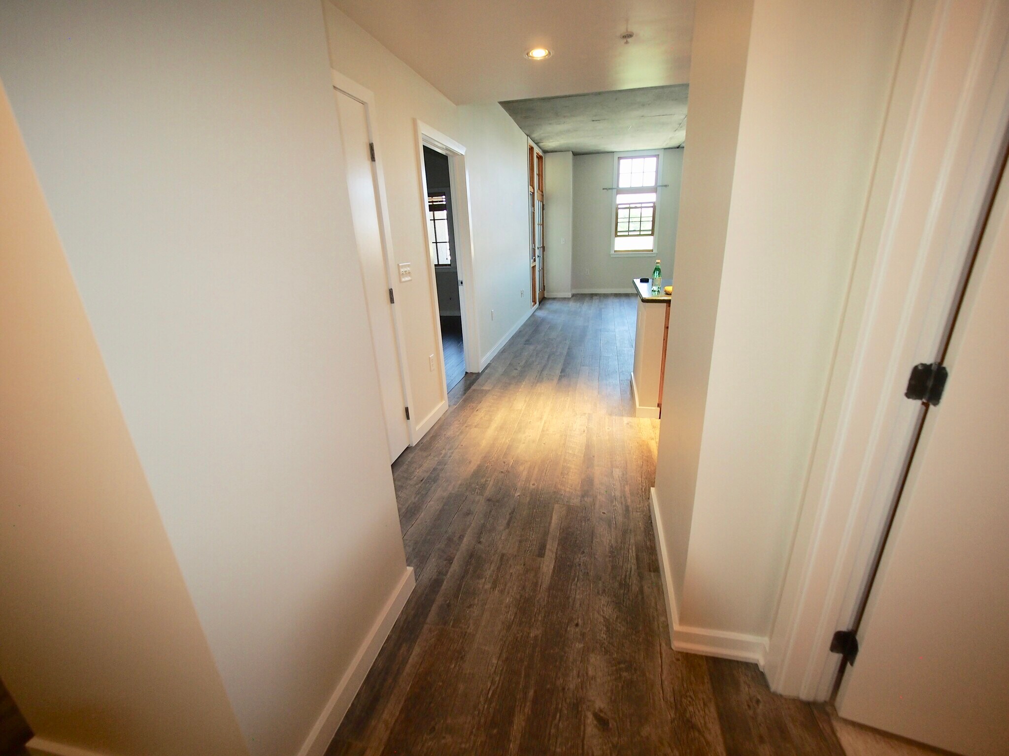 Building Photo - 275 S Harrison St