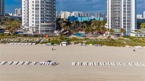 Building Photo - 18201 Collins Ave