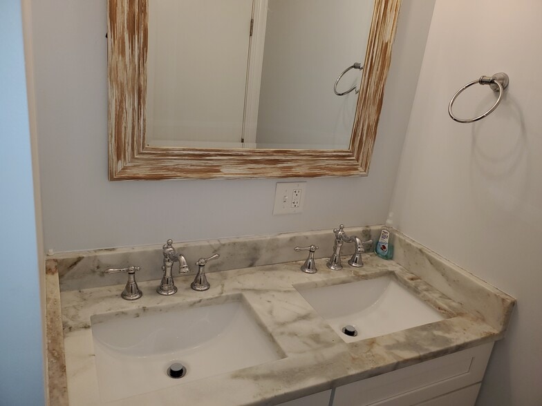 Bathroom double vanity - 1309 W Fillmore St