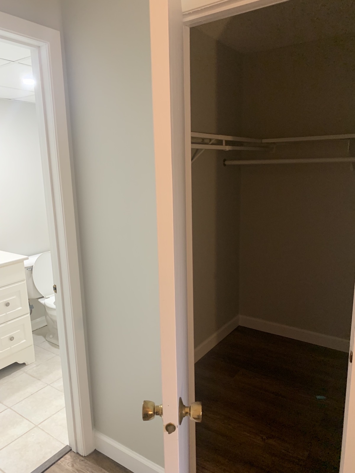 Master Closet - 475 Plum Creek Dr