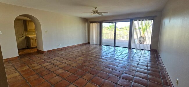 Building Photo - UNFURNISHED GREAT SINGLE FAMILY HOME WITH VIEWS & POOL IN BACKYARD