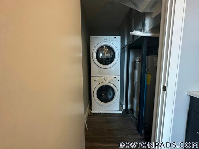 Building Photo - 23 Central Ave