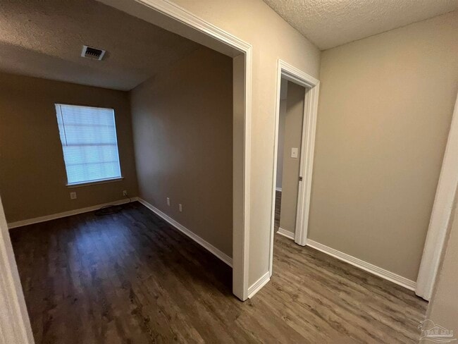 Building Photo - 1350 Fairchild St