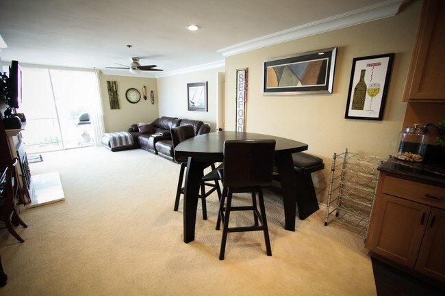 Living Room / Dining Room view - 535 Esplanade
