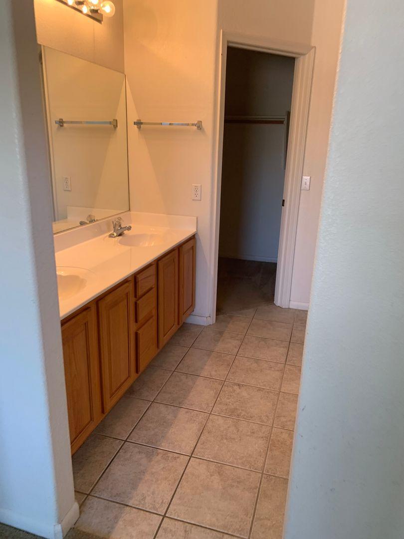 Building Photo - 3774 N Nash Creek Ct