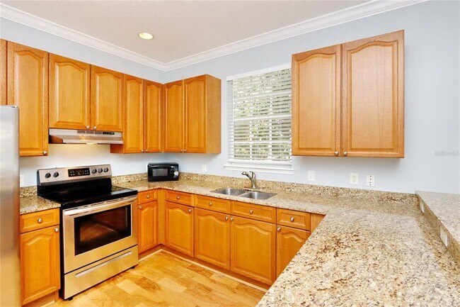 Building Photo - 2611 Espana Ct
