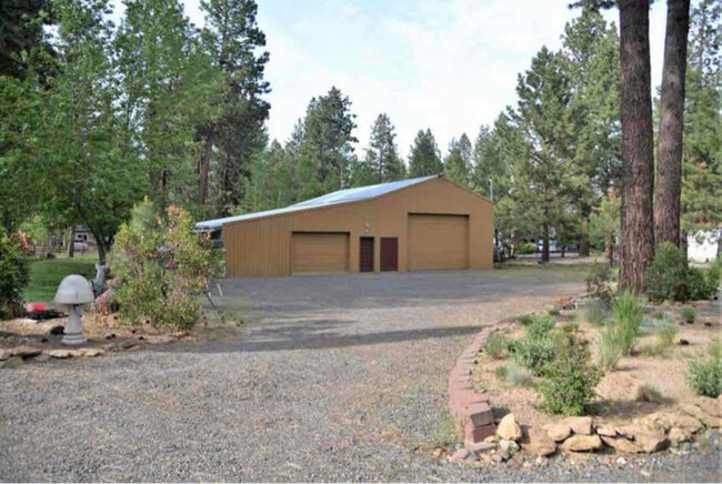 Building Photo - 19272 River Woods Dr