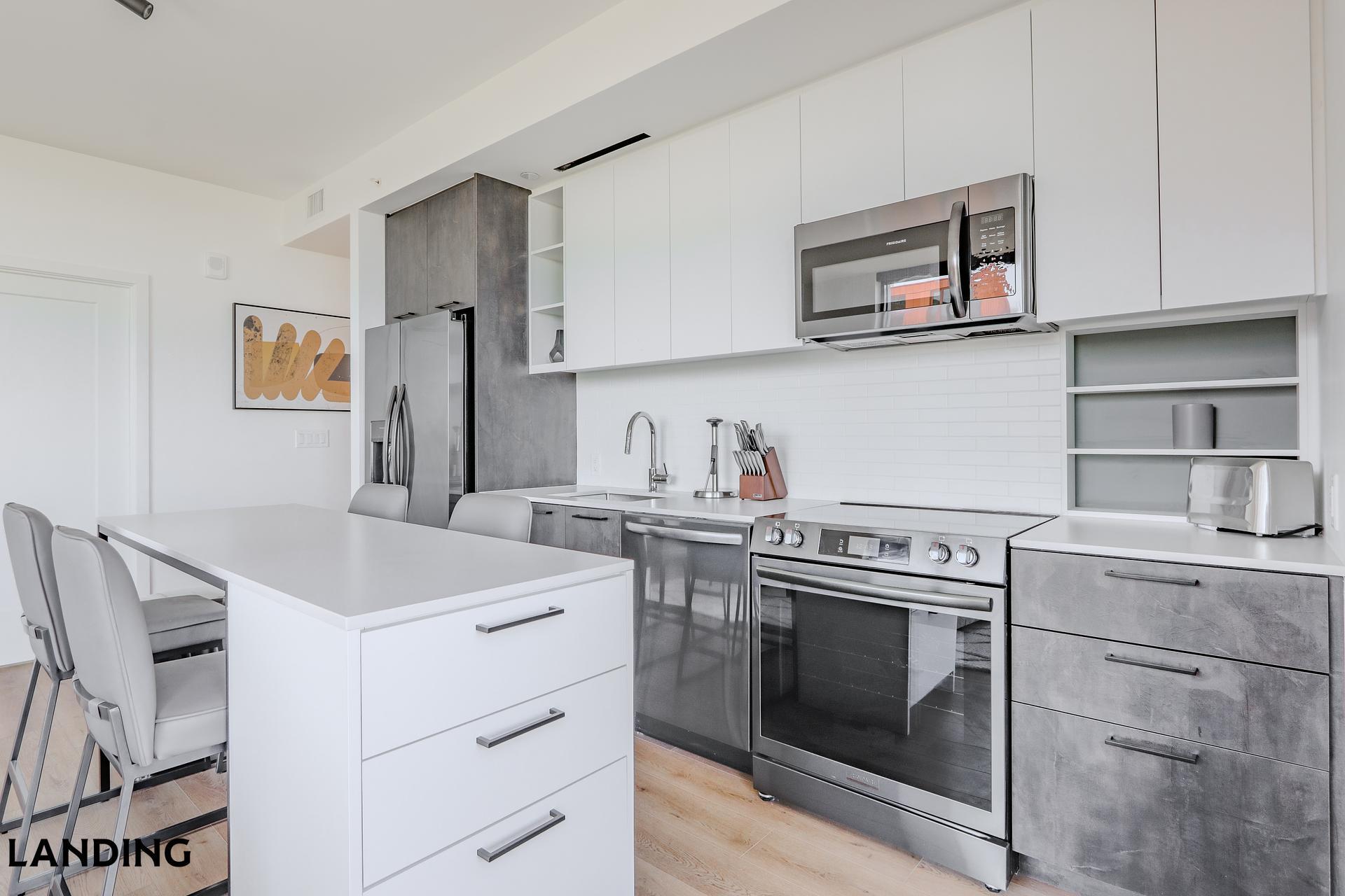 Building Photo - 632 Howard Rd SE