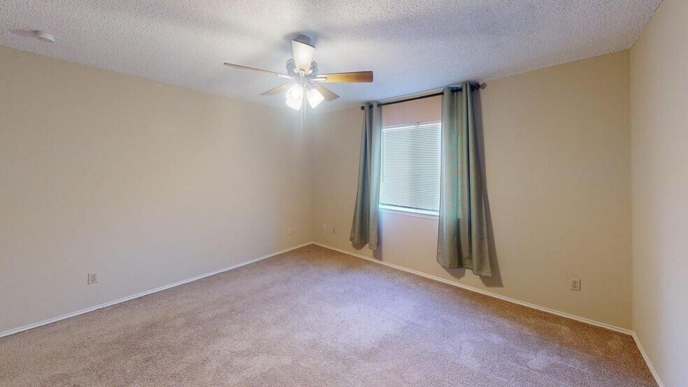 Building Photo - 8503 Columbia Falls Dr