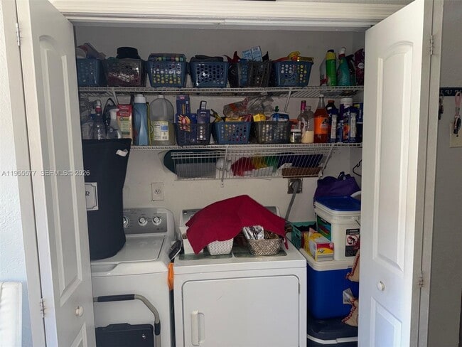 Building Photo - 3375 W 76th St