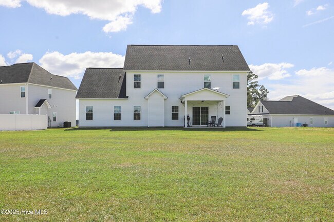 Building Photo - 772 Secession Ln