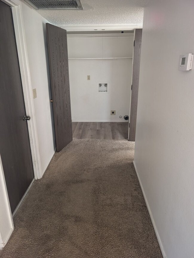 Building Photo - R317