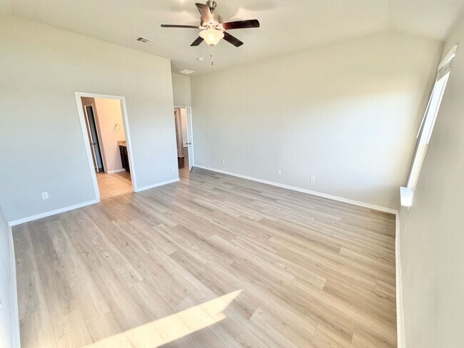 Building Photo - 4619 Grigio Pines Dr