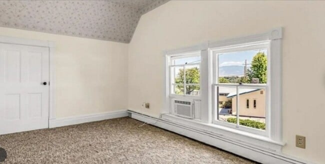 Building Photo - 2881 C Rd