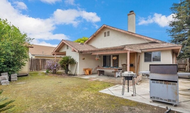 Building Photo - Beautiful House For Rent