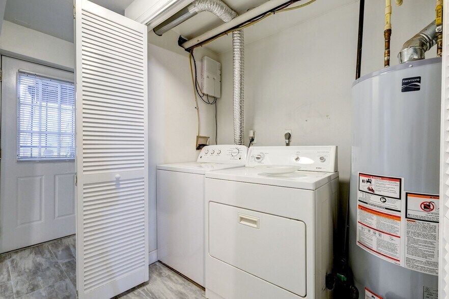 LAUNDRY - 450 Randolph St NW