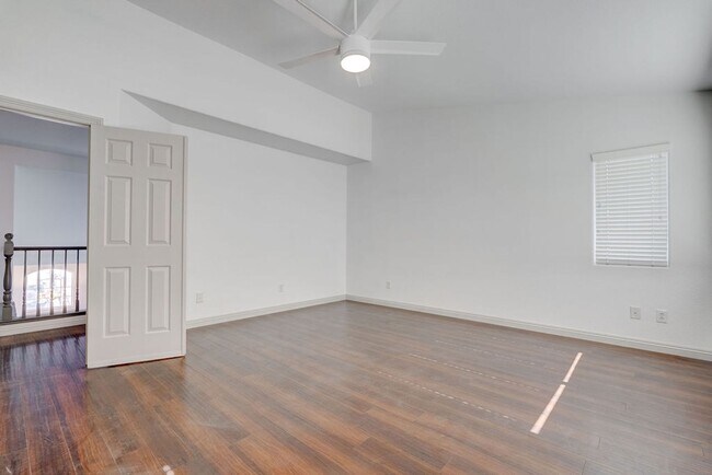 Building Photo - 9931 Rockside Ave