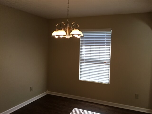 Building Photo - 108 Camden Ln