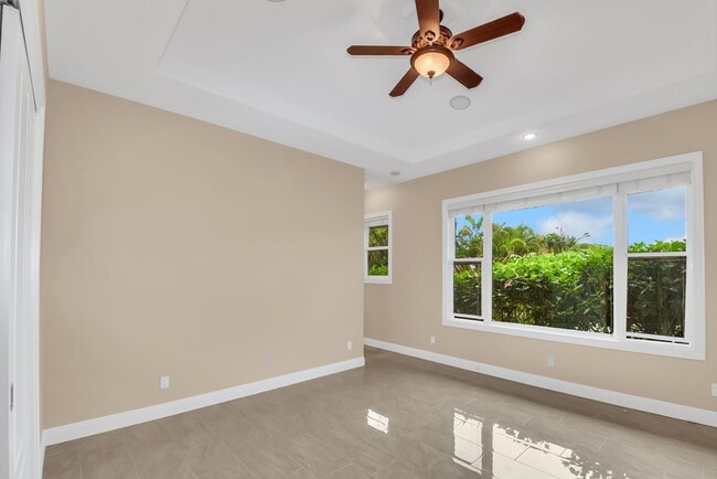 Building Photo - Ohai Estates 4 Bed 4.5 Bathroom Home Avail...
