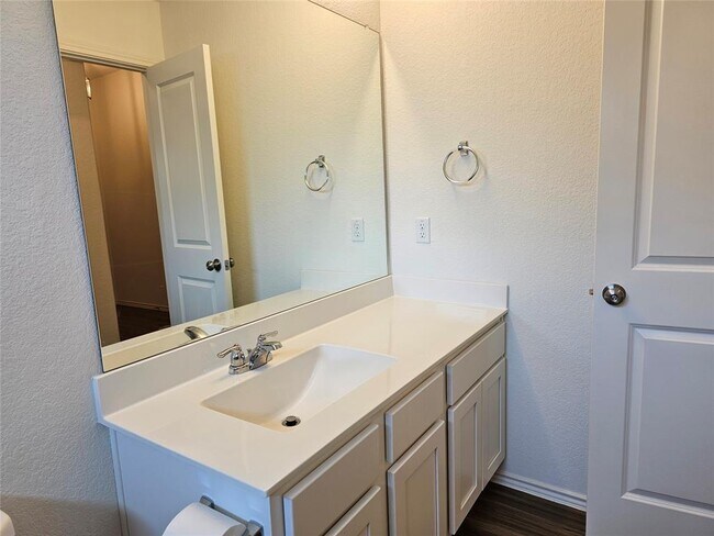 Building Photo - 21408 Bird Wing Dr